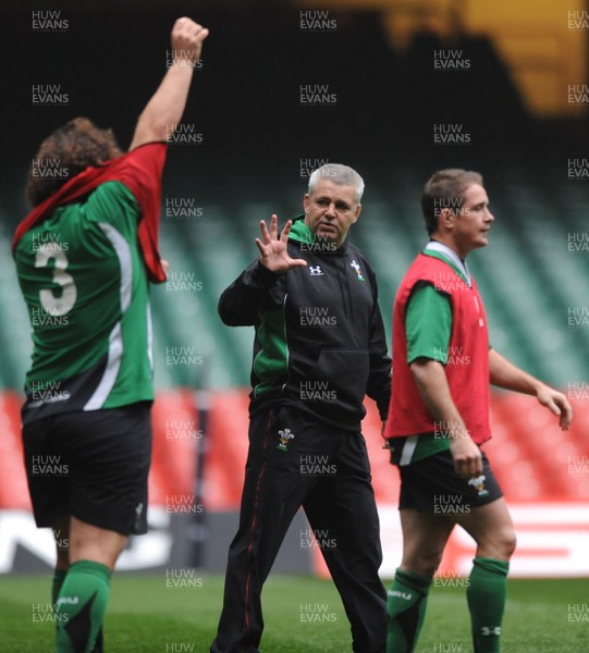 06.11.08 - Wales Rugby Training - Wales coach, Warren Gatland makes a point during training. 