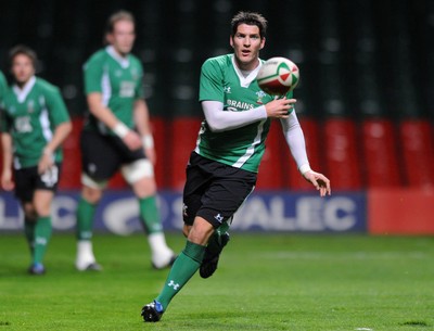 06.11.09 - Wales Rugby Captains Run - James Hook in action during training. 