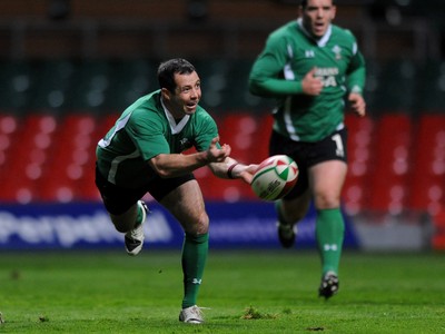 06.11.09 - Wales Rugby Captains Run - Gareth Cooper in action during training. 