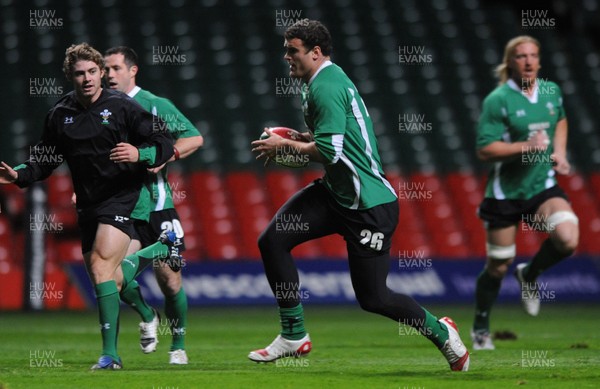 06.11.09 - Wales Rugby Captains Run - Jamie Roberts in action during training. 
