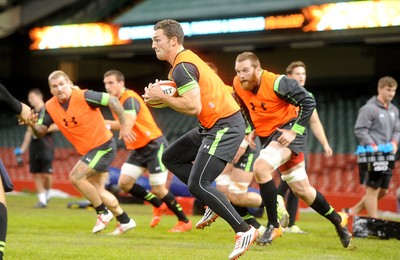 Wales Rugby Training 061114