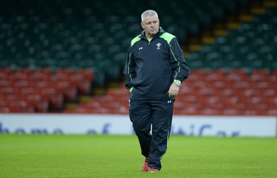 061114 - Wales Rugby Training -Warren Gatland during training