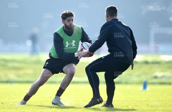 061117 - Wales Rugby Training - Alex Cuthbert during training