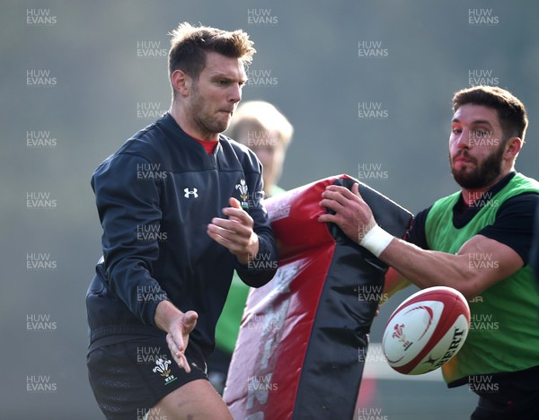 061117 - Wales Rugby Training - Dan Parkes during training