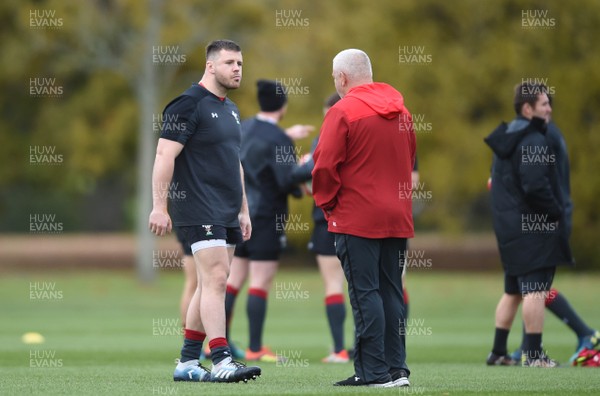 061118 - Wales Rugby Training - Rob Evans and Warren Gatland during training