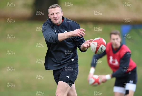 061118 - Wales Rugby Training - Hadleigh Parkes during training