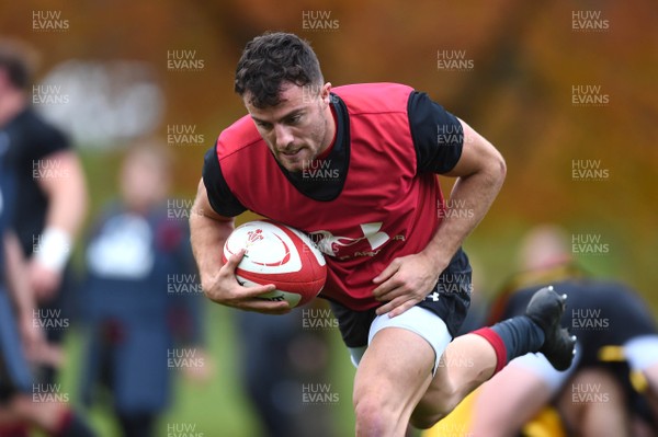 061118 - Wales Rugby Training - Luke Morgan during training