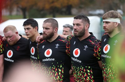 061125 - Wales Rugby Training in the week leading up to their first Quilter Nations Series game against Argentina - Keiron Assiratti, Louis Rees-Zammit, Nicky Smith, Gareth Thomas and Aaron Wainwright