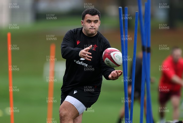 061125 - Wales Rugby Training in the week leading up to their first Quilter Nations Series game against Argentina - Christian Coleman during training