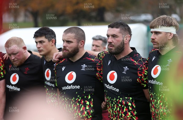 061125 - Wales Rugby Training in the week leading up to their first Quilter Nations Series game against Argentina - Keiron Assiratti, Louis Rees-Zammit, Nicky Smith, Gareth Thomas and Aaron Wainwright
