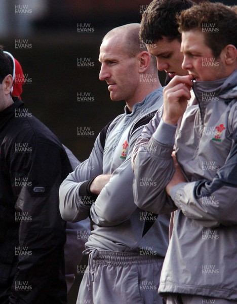 070206 - Wales Rugby Training Gareth Thomas takes part in a training session ahead of his side's Six Nations clash against Scotland  