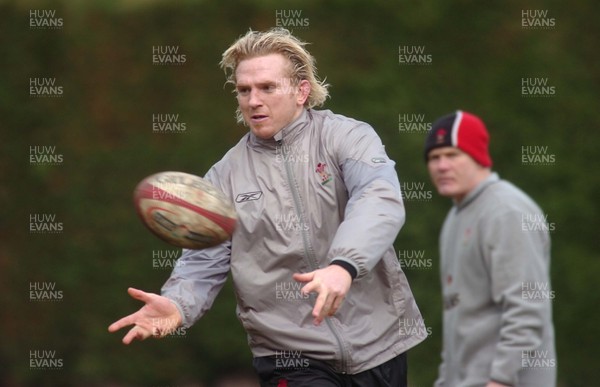 070206 - Wales Rugby Training - Alix Popham during training 