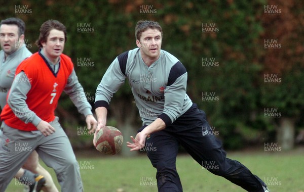 070206 - Wales Rugby Training - Andy Williams during training 