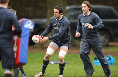 07.02.08 - Wales Rugby Training - Jonathan Thomas in action during training 