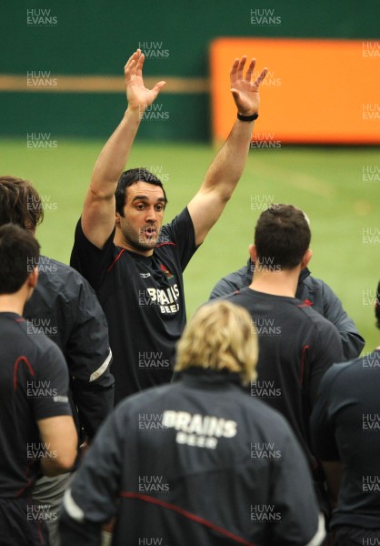07.02.08 - Wales Rugby Training - Jonathan Thomas during training 