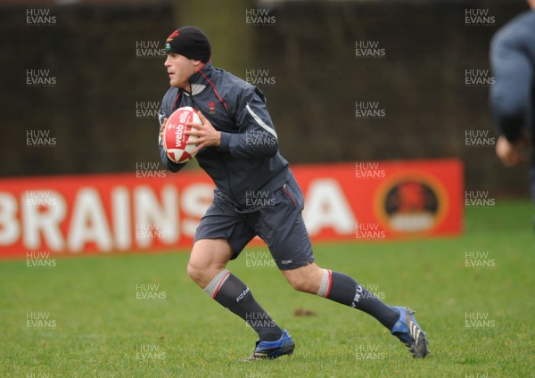07.02.08 - Wales Rugby Training - jamie Roberts in action during training 