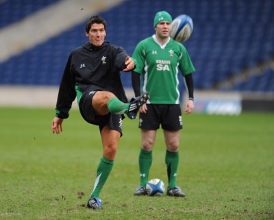 07.02.09 - Wales Rugby Training - James Hook and Stephen Jones in action during training. 