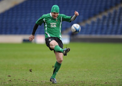 07.02.09 - Wales Rugby Training - Stephen Jones in action during training. 