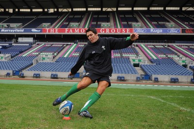 07.02.09 - Wales Rugby Training - James Hook in action during training. 