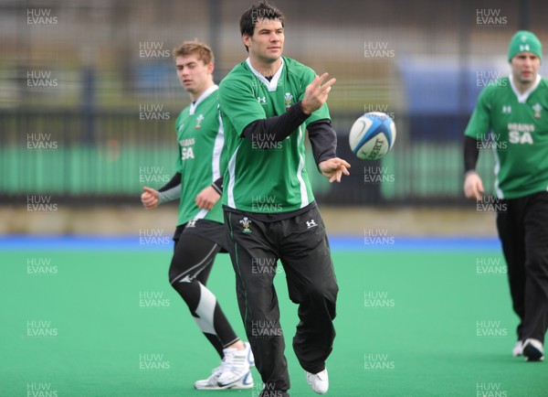07.02.09 - Wales Rugby Training - Mike Phillips in action during training. 