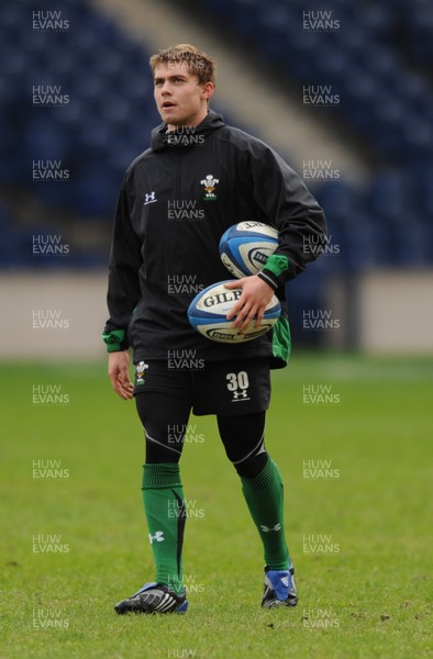 07.02.09 - Wales Rugby Training - Leigh Halfpenny in action during training. 