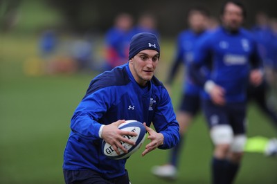 07.02.11 - Wales Rugby Training - Sam Warburton during training. 