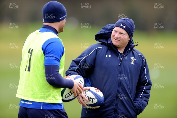 07.02.11 - Wales Rugby Training - Wales kicking coach Neil Jenkins(R) talks to Jamie Roberts during training. 
