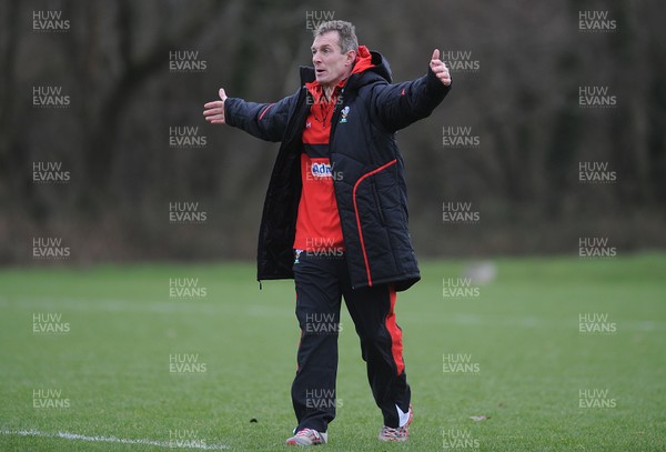 070213 - Wales Rugby Training -Rob Howley during training