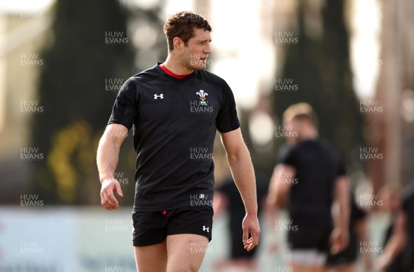 070219 - Wales Rugby Training - Jonah Holmes during training