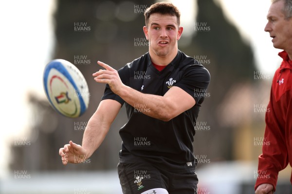070219 - Wales Rugby Training - Owen Watkin during training