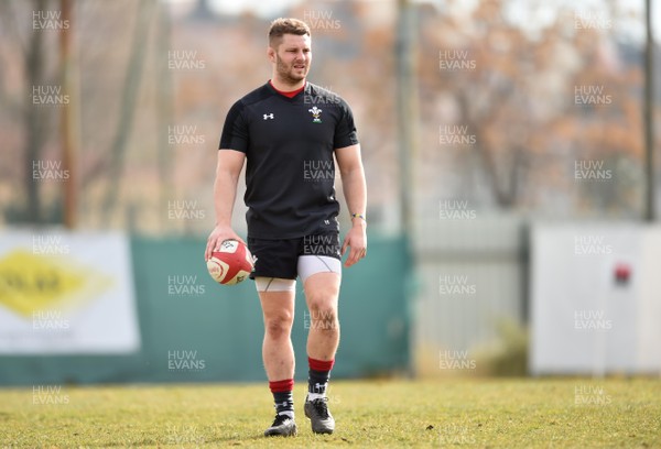 070219 - Wales Rugby Training - Thomas Young during training