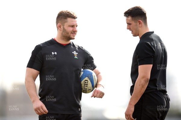 070219 - Wales Rugby Training - Thomas Young and Owen Watkin during training