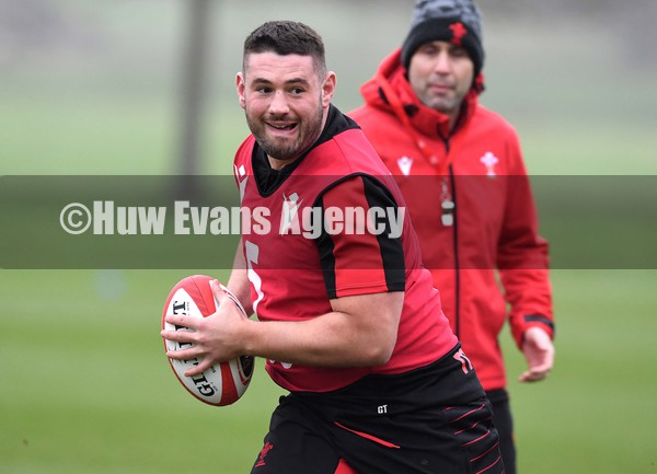 070222 - Wales Rugby Training - Gareth Thomas during training