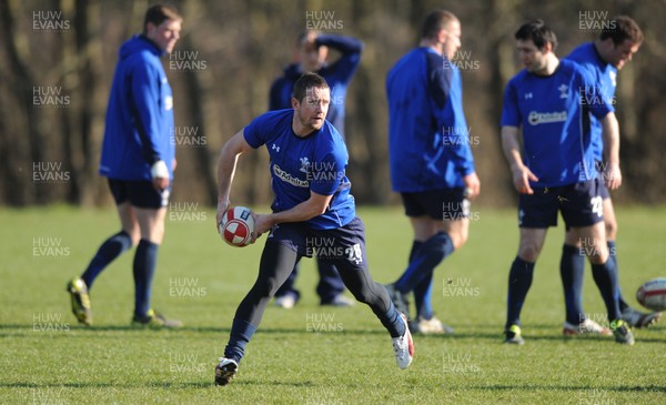 07.03.11 - Wales Rugby Training - Shane Williams during training. 