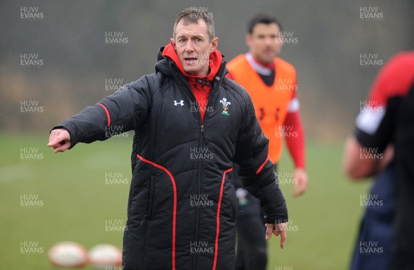 070313 - Wales Rugby Training -Rob Howley during training