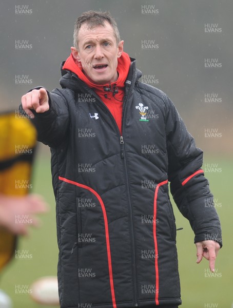 070313 - Wales Rugby Training -Rob Howley during training