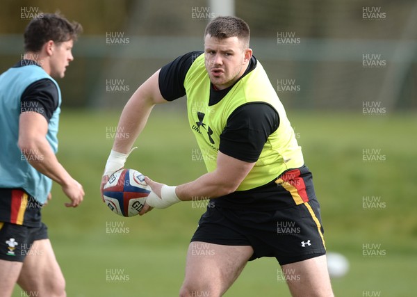 070316 - Wales Rugby Training -Rob Evans during training