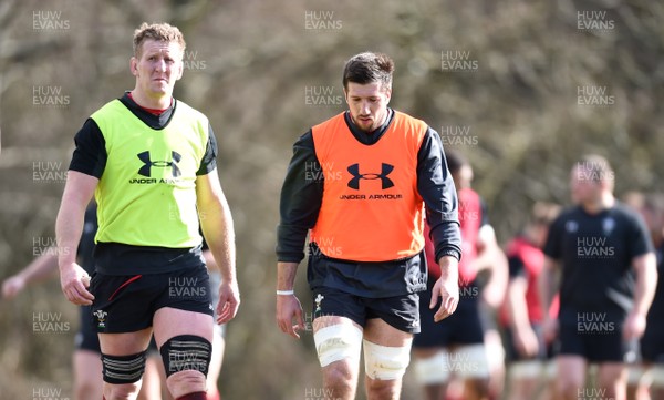 070318 - Wales Rugby Training - Bradley Davies and Justin Tipuric during training