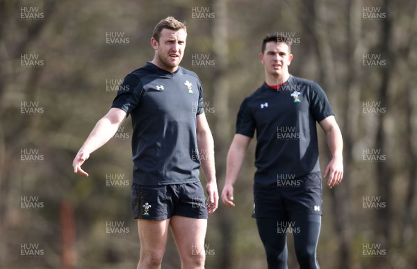 070318 - Wales Rugby Training - Hadleigh Parkes and Owen Watkin during training