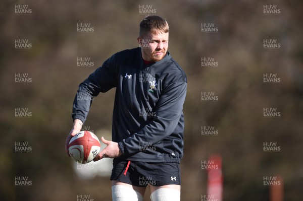 070318 - Wales Rugby Training - James Davies during training