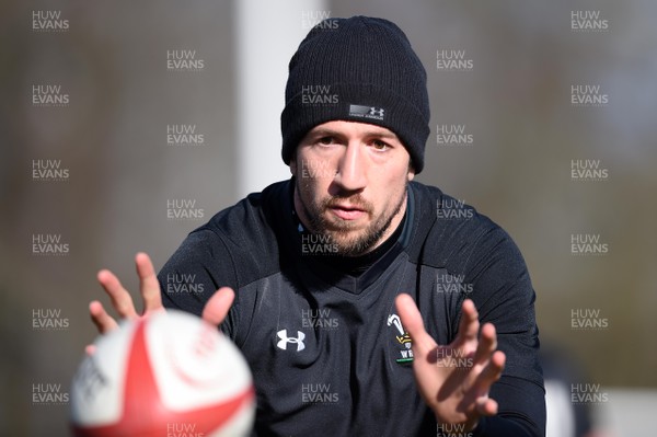 070318 - Wales Rugby Training - Justin Tipuric during training