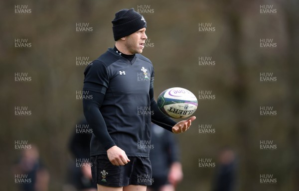070319 - Wales Rugby Training - Gareth Davies during training