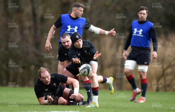 070319 - Wales Rugby Training - Gareth Davies during training