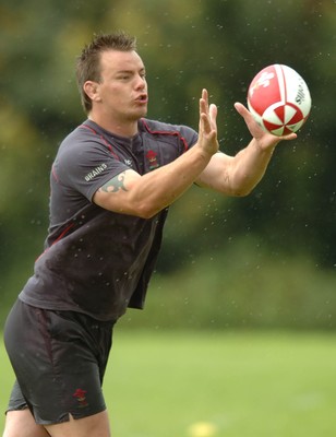 07.08.07 - Wales Rugby Training - Matthew Rees during training 