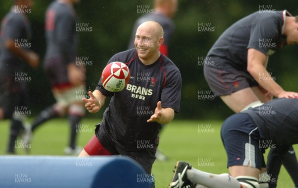 07.08.07 - Wales Rugby Training - Tom Shanklin during training 