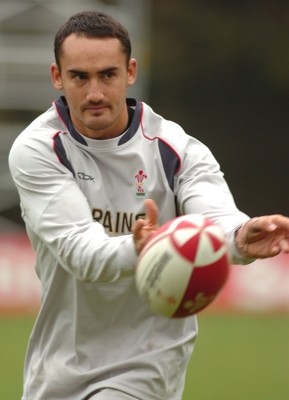 07.11.06 - Wales Rugby Training - Sonny Parker looks on during training 