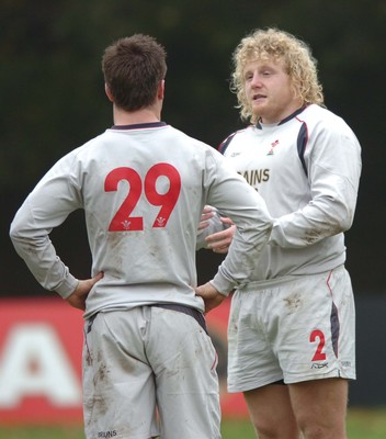 07.11.06  Wales rugby training... Duncan Jones during training. 