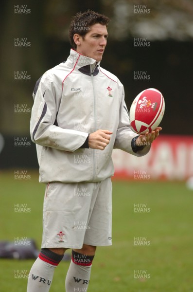 07.11.06 - Wales Rugby Training - James Hook looks on during training 