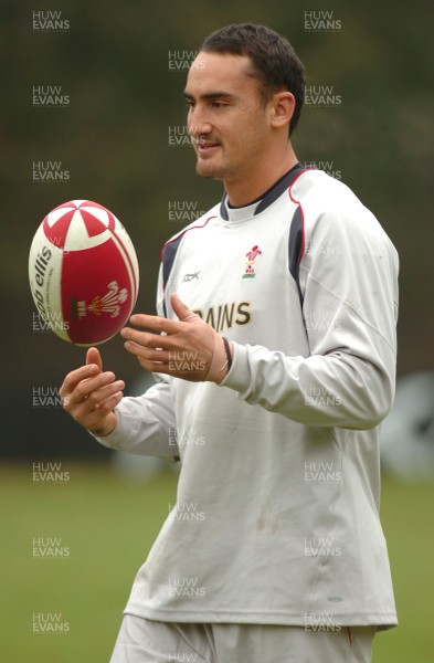 07.11.06 - Wales Rugby Training - Sonny Parker looks on during training 