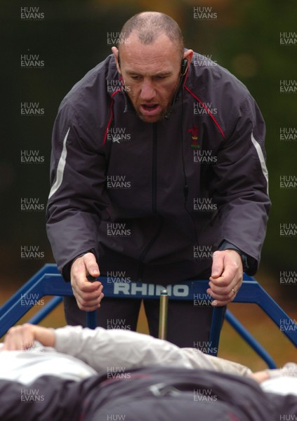 07.11.06 - Wales Rugby Training - Wales Forwards Coach, Robin Mcbryde 